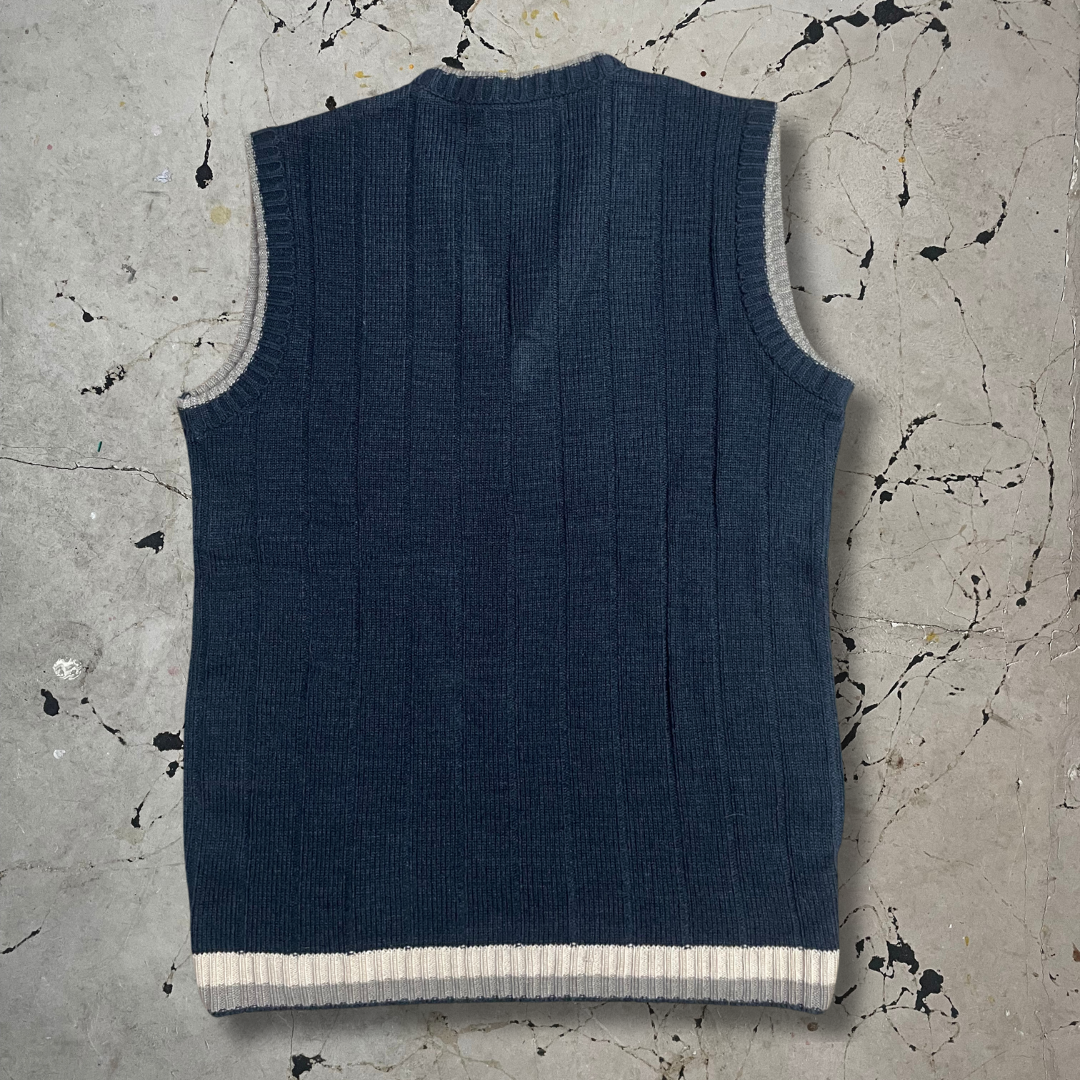 Vintage 90s V Neck Cable Knit Vest in Navy