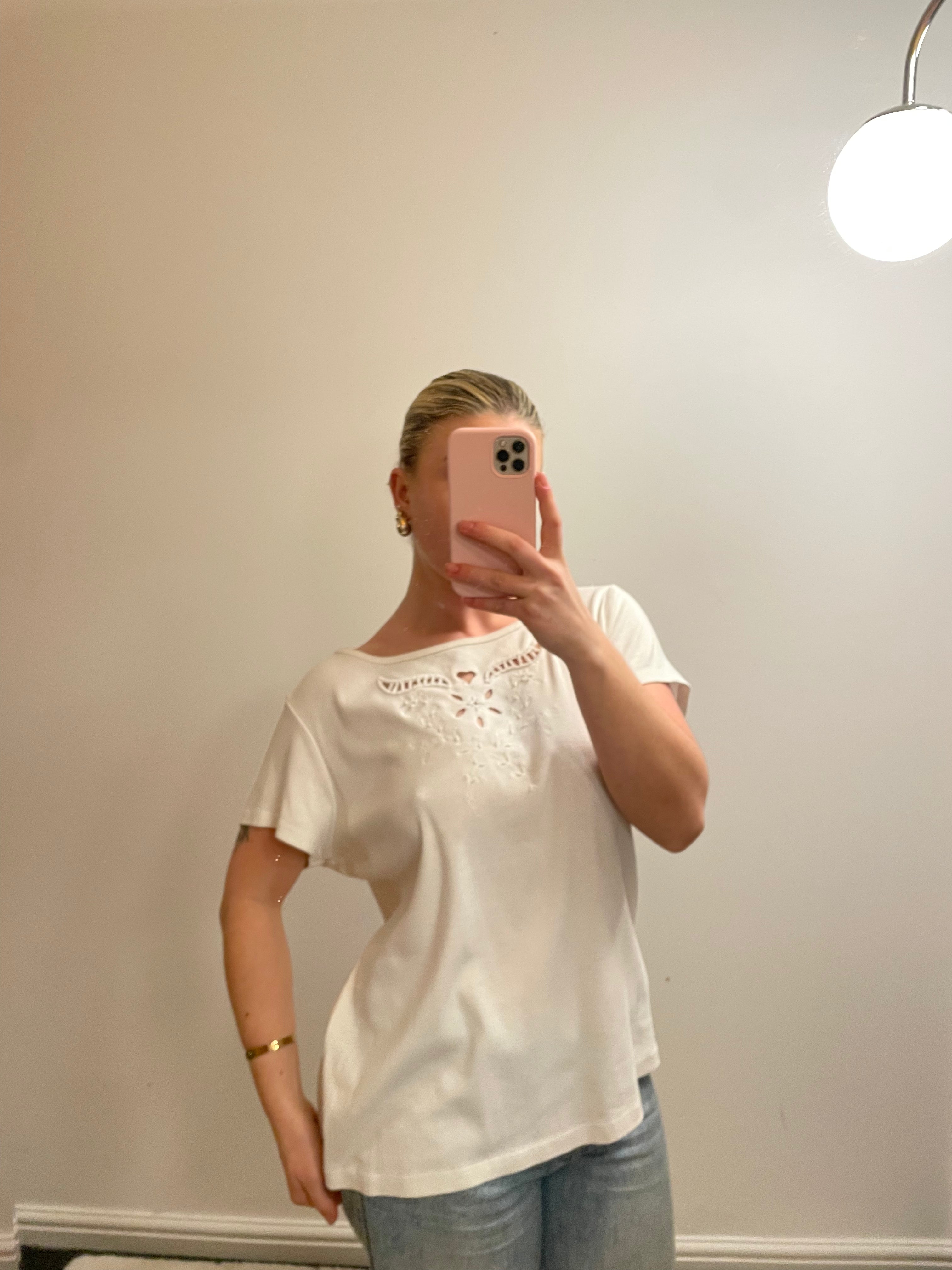 Vintage White Cut Out Short Sleeve Top