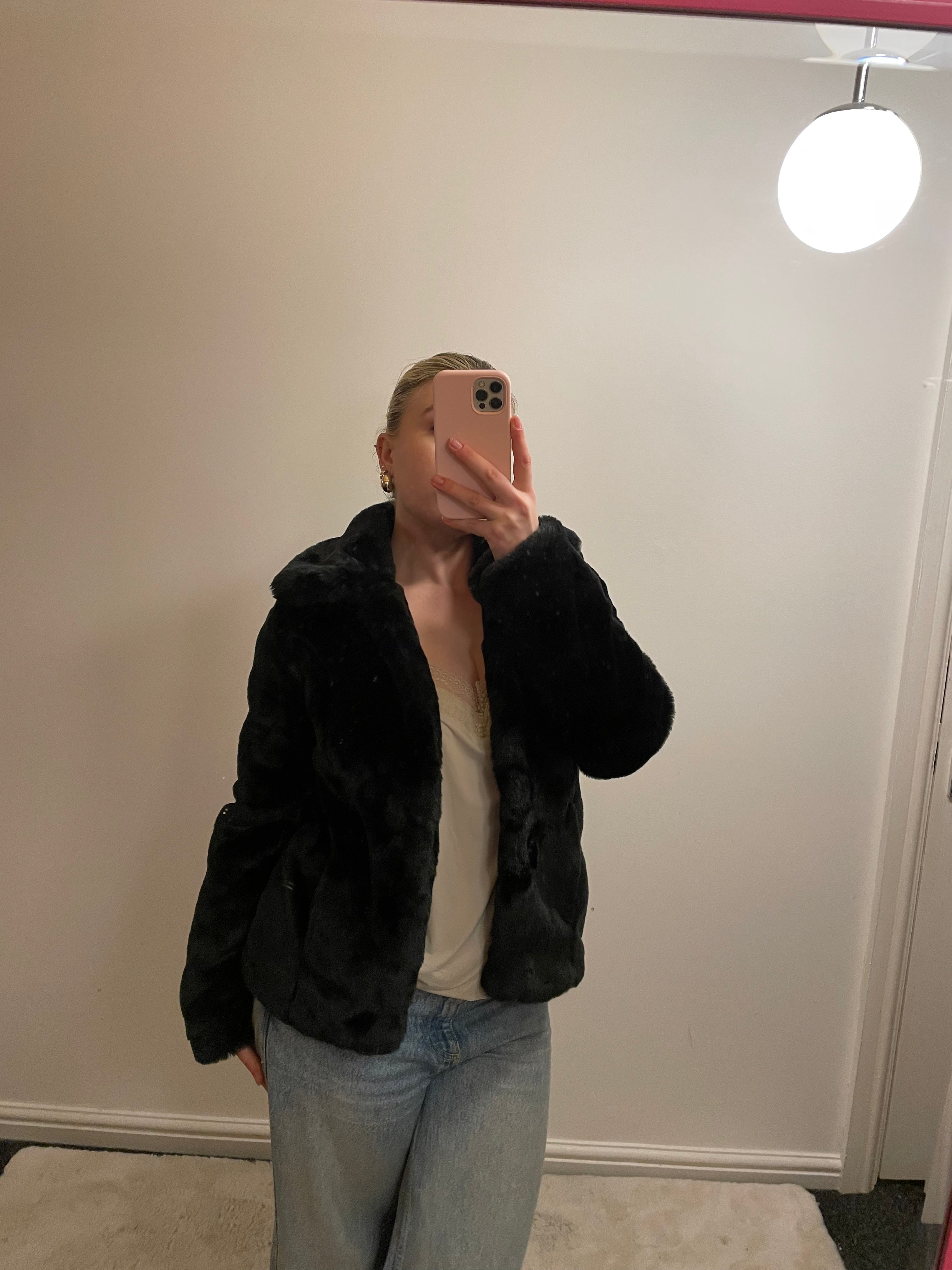 Vintage y2k Black Faux Fur Jacket