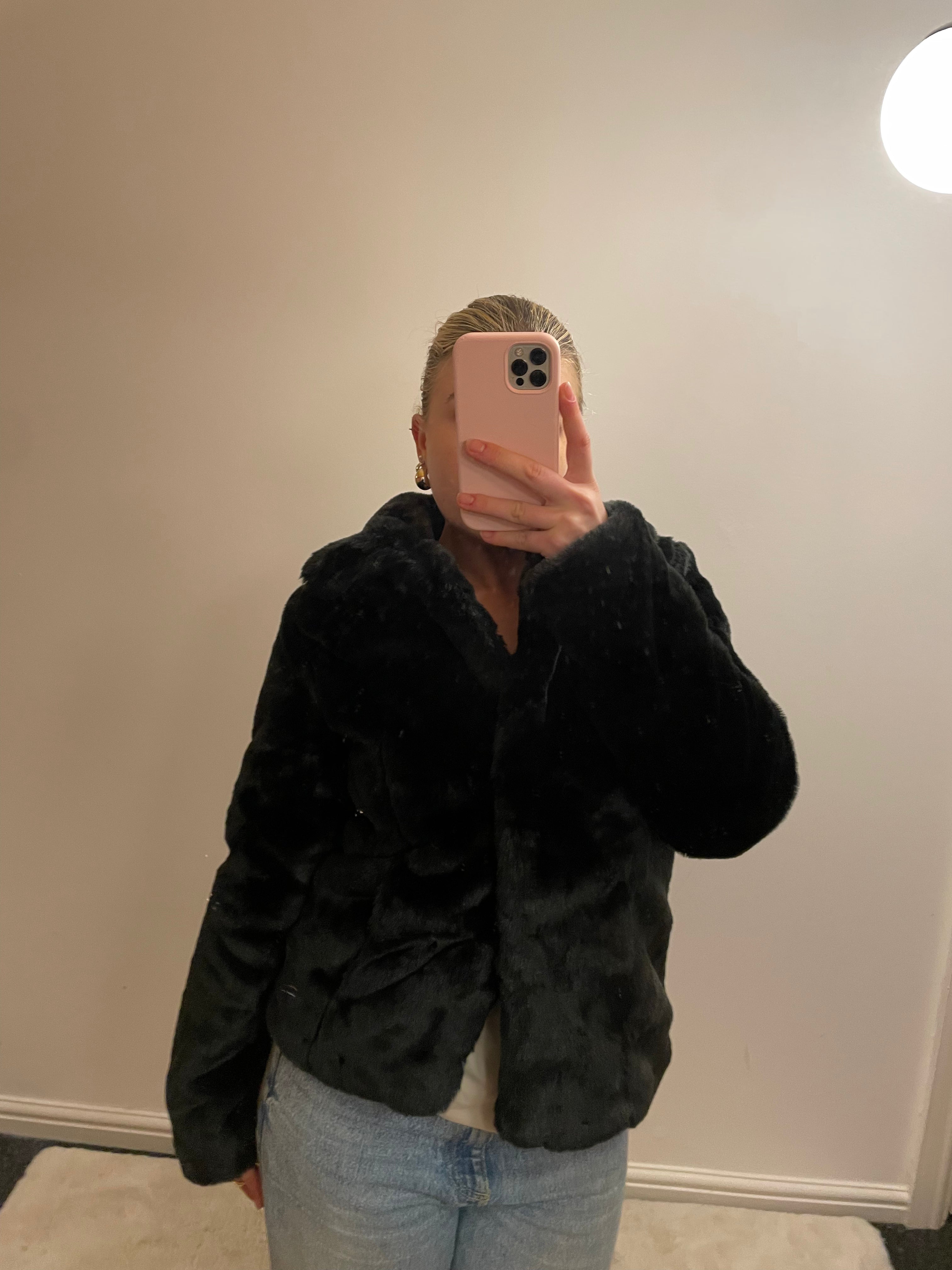 Vintage y2k Black Faux Fur Jacket