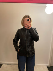 Vintage Black Zip up Leather Biker Jacket