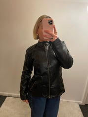 Vintage Black Zip up Leather Biker Jacket