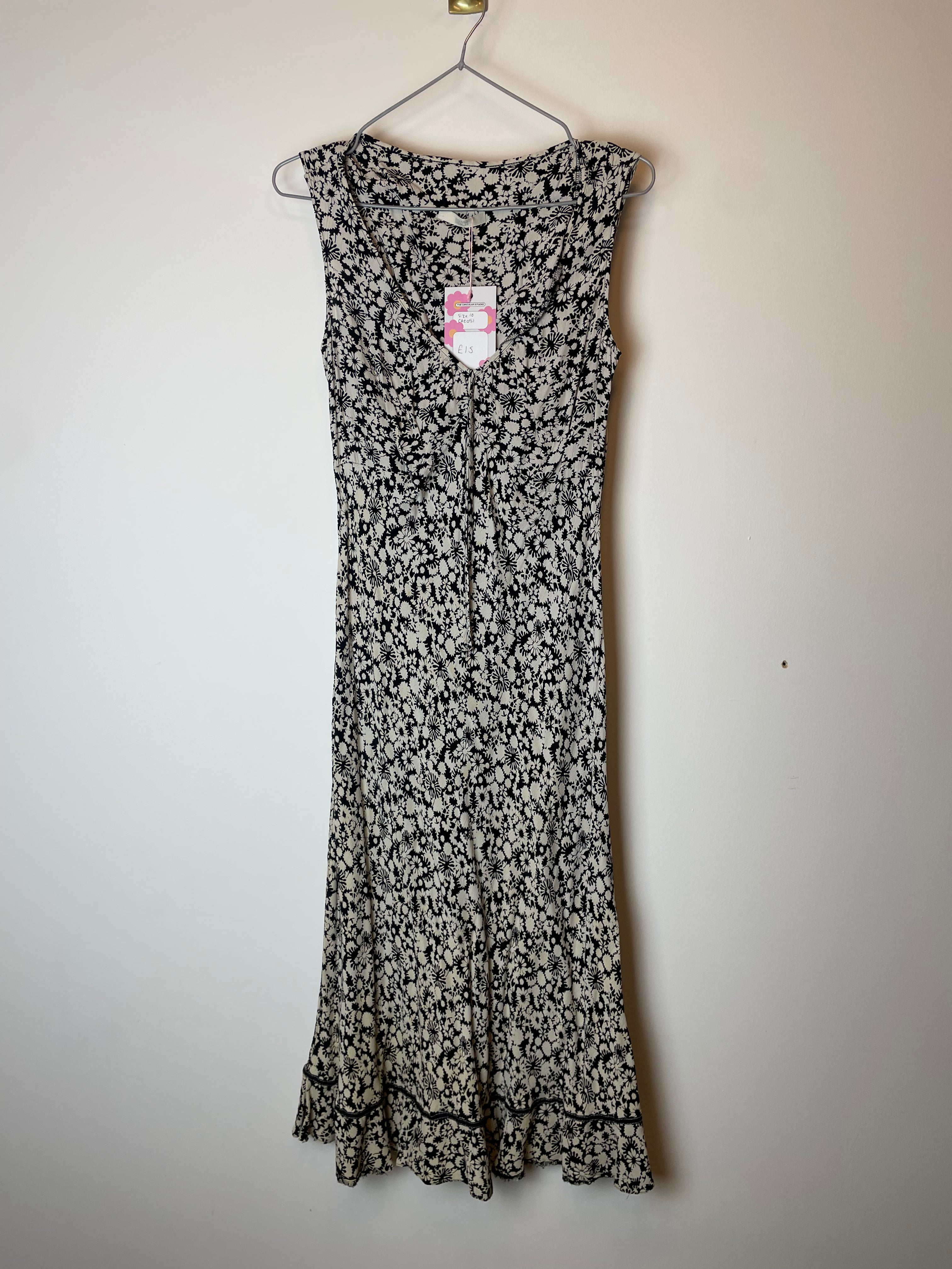 M&S Floral Print V Neck Midi Dress